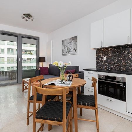 Plac Unii Apartment Gdynia City Centre By Noclegi Renters Luaran gambar
