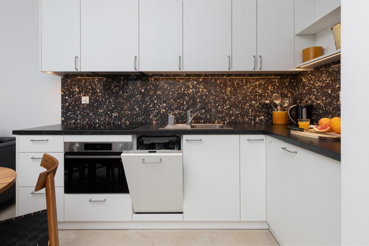 Plac Unii Apartment Gdynia City Centre By Noclegi Renters Luaran gambar