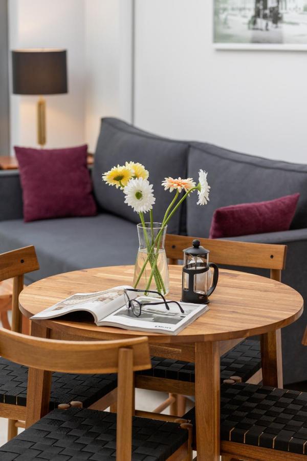 Plac Unii Apartment Gdynia City Centre By Noclegi Renters Luaran gambar