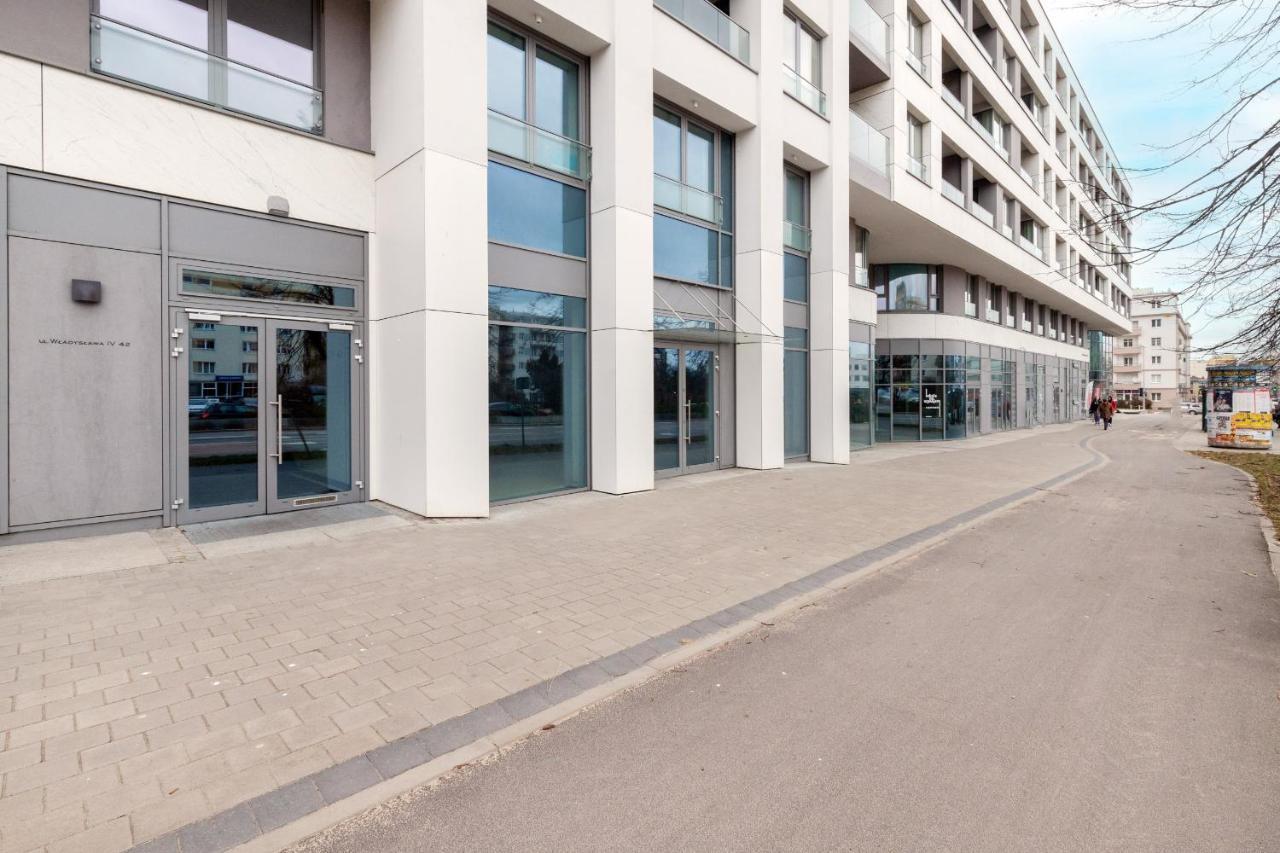 Plac Unii Apartment Gdynia City Centre By Noclegi Renters Luaran gambar