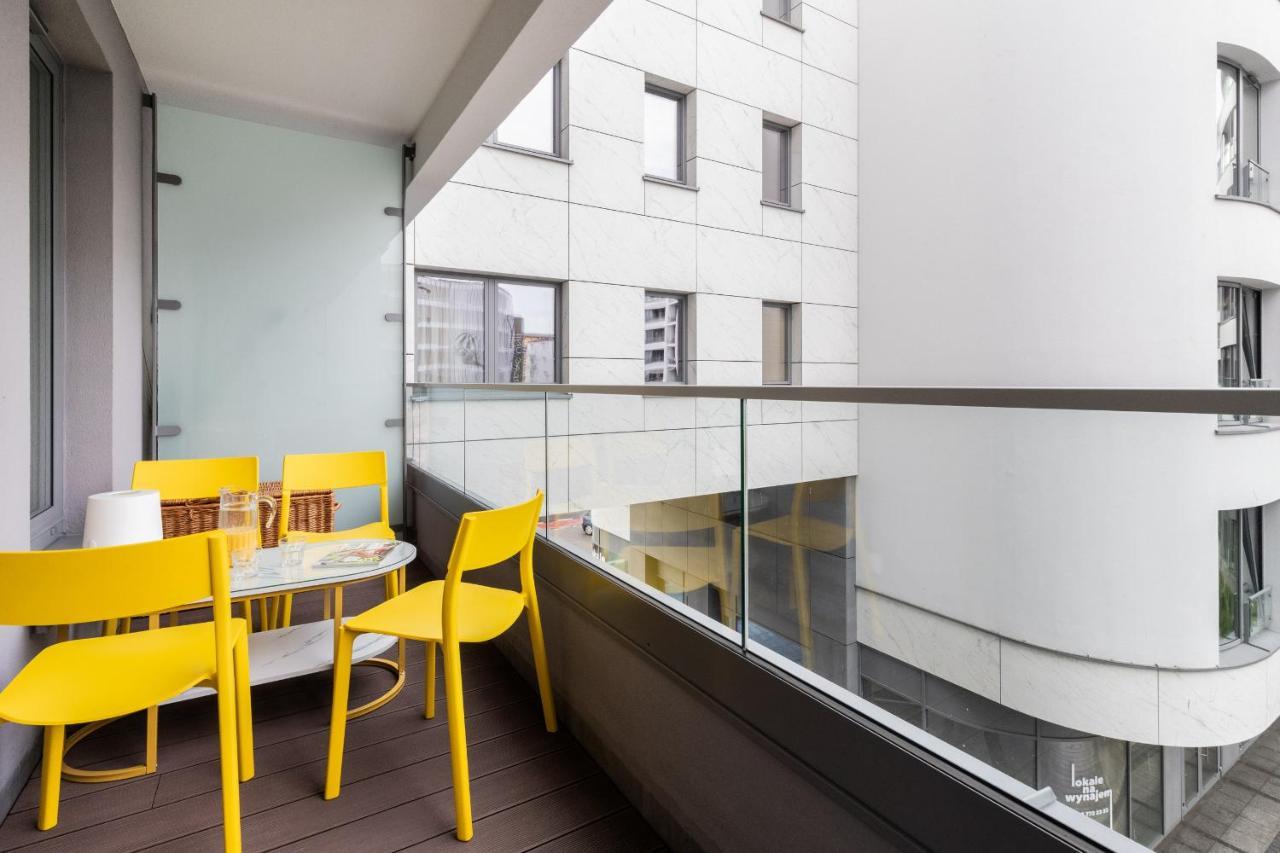Plac Unii Apartment Gdynia City Centre By Noclegi Renters Luaran gambar